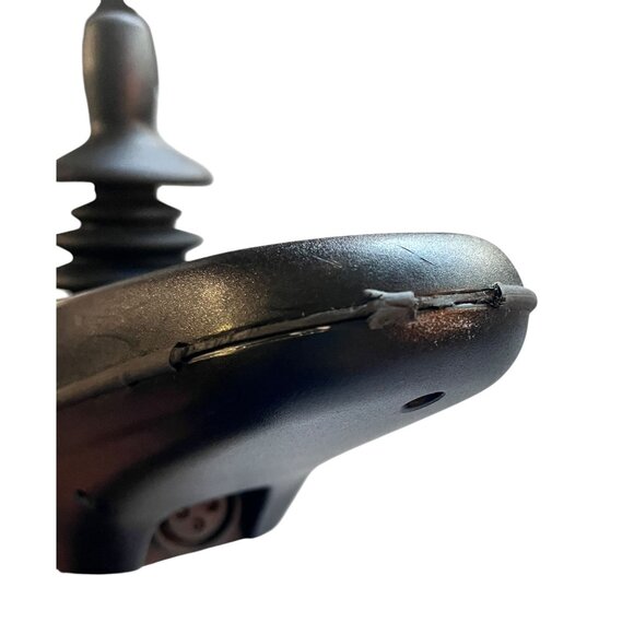 PG Drives 6 Key VR2 D50680.01 4 Prong Connector Power Wheelchairs - Picture 6 of 6